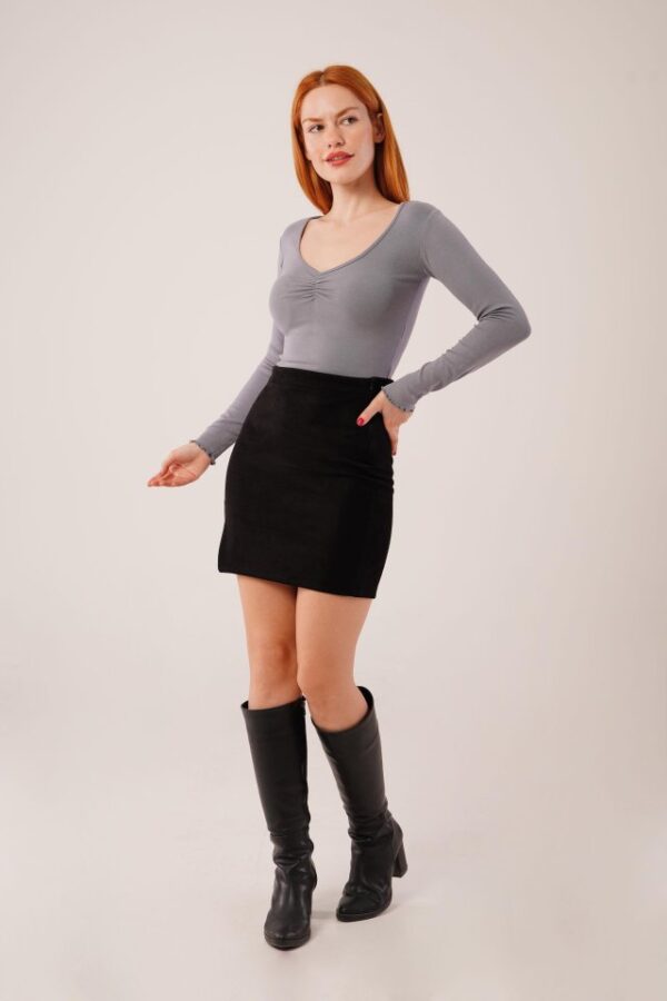 Geniş Yaka Gri Basic Body Bluz - Görsel 3