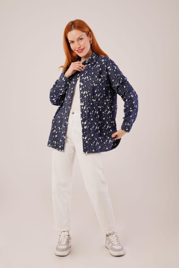 Eskitme Görünümlü Denim Mavi Gömlek - Görsel 2