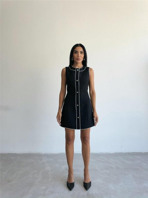 CHANEL KUMAŞ KISA ÖNDEN DÜĞMELİ ELBİSE - Siyah - Görsel 3
