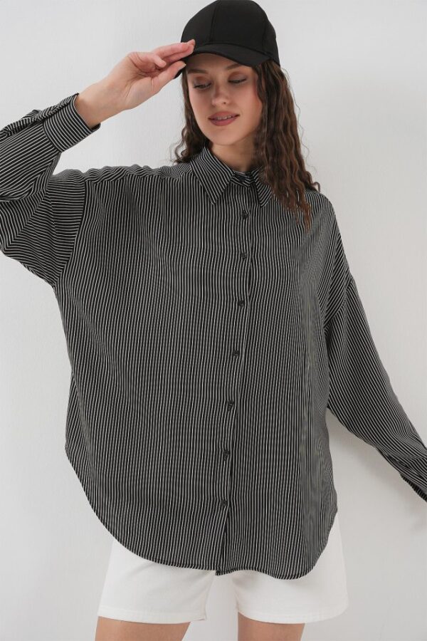 Çizgili Oversize Gömlek 20295 - Siyah - Görsel 3